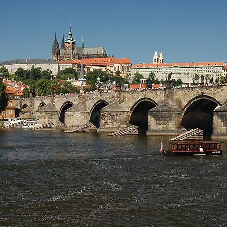 Pension Berg Praga Zewnętrze zdjęcie