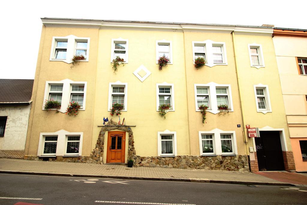 Pension Berg Praga Zewnętrze zdjęcie