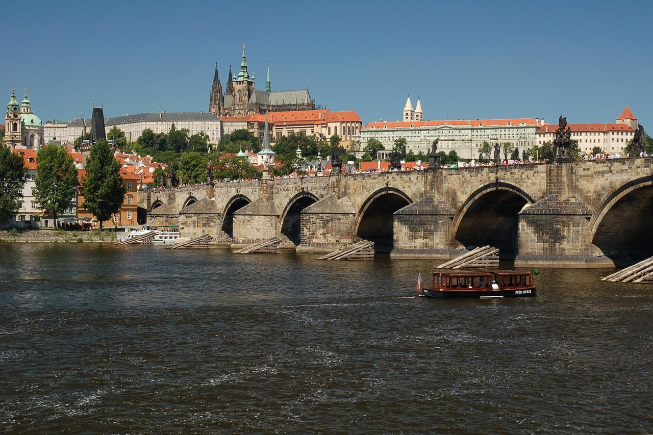 Pension Berg Praga Zewnętrze zdjęcie