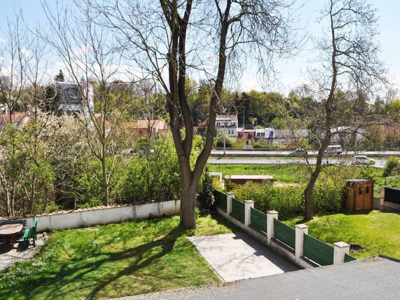 Pension Berg Praga Zewnętrze zdjęcie